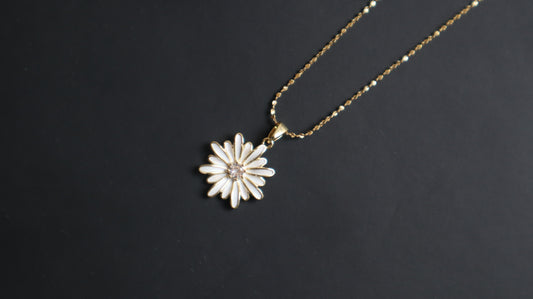 White Daisy Flower Pendant
