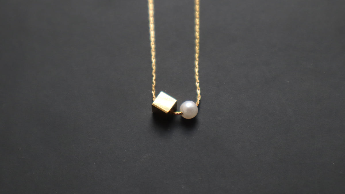 Pearl Cube Pendant Necklace