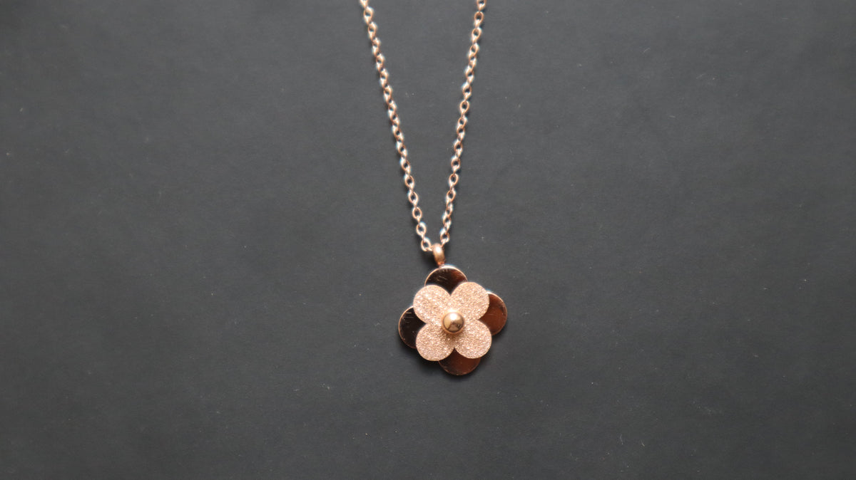 Rose Flower Pendant Necklace